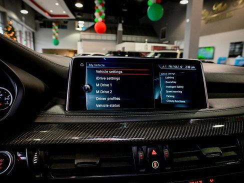 Used 2017 BMW X5 M image 43