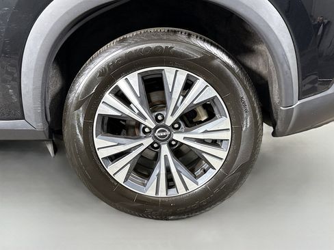 Used 2022 Nissan Rogue SV AWD/4WD image 37