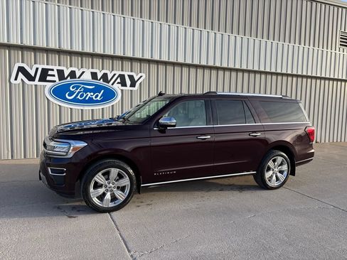 Used 2024 Ford Expedition Max Platinum AWD/4WD image 1