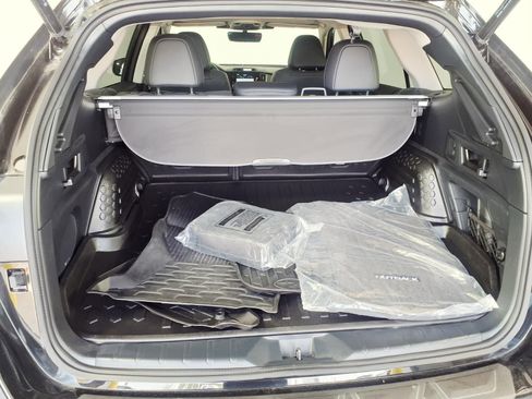 Certified 2025 Subaru Outback Limited AWD/4WD image 9