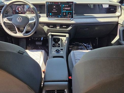 New 2026 Volkswagen Tiguan S FWD image 8