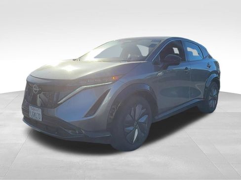 Used 2023 Nissan Ariya FWD image 1
