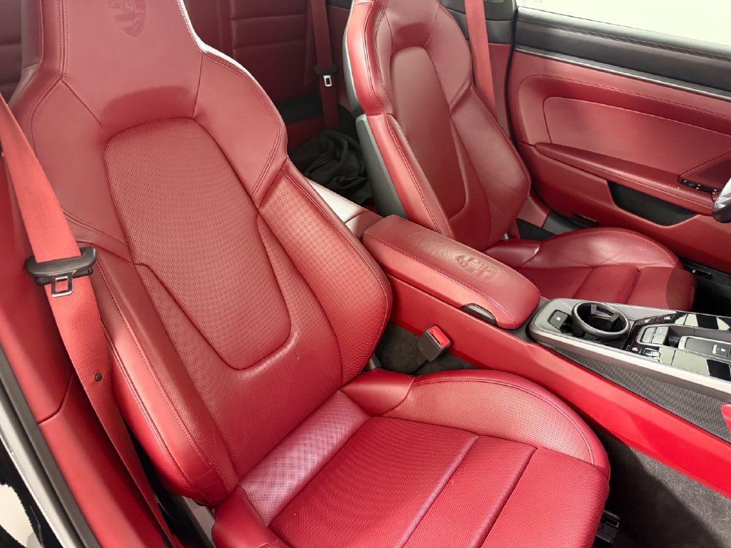 Used 2021 Porsche 911 AWD/4WD image 27