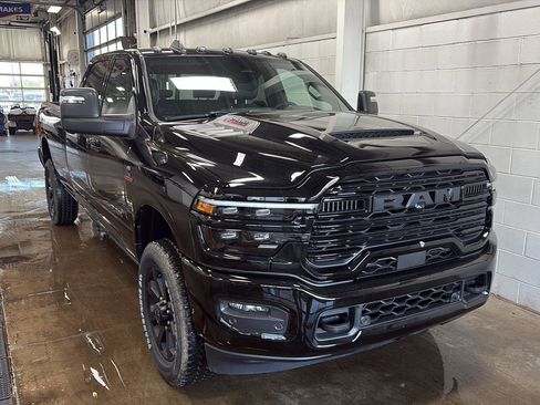 New 2026 RAM 2500 Laramie AWD/4WD image 2