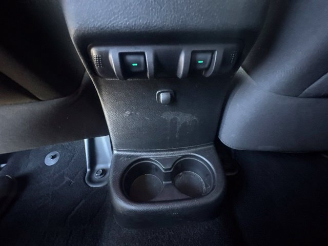 Used 2016 Jeep Wrangler Unlimited Sahara w/ Connectivity Group AWD/4WD image 20