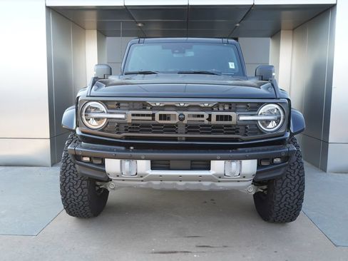 Used 2025 Ford Bronco Raptor AWD/4WD image 3
