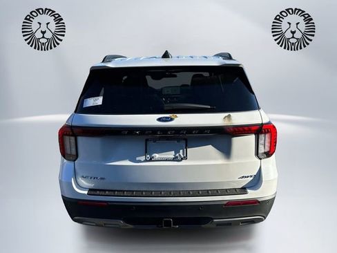 New 2026 Ford Explorer Active w/ Active Comfort Package image 6
