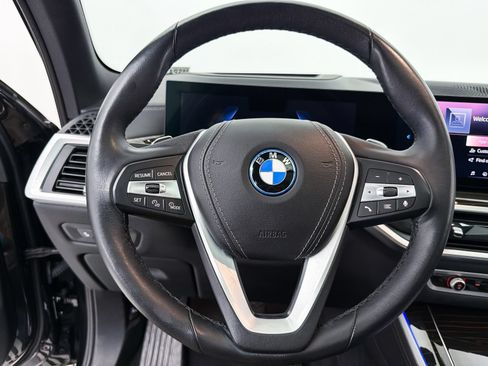 Used 2024 BMW X5 xDrive50e AWD/4WD image 5