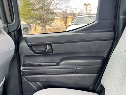 Certified 2025 Toyota Tacoma SR5 image 14