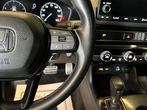 Used 2023 Honda Civic Sport image 12