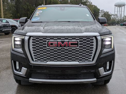 Used 2021 GMC Yukon XL Denali w/ Denali Premium Package RWD image 9