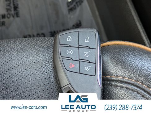 Used 2023 GMC Yukon AT4 w/ AT4 Premium Package AWD/4WD image 29