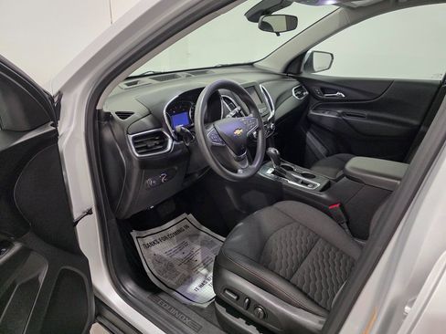 Used 2020 Chevrolet Equinox LT image 16