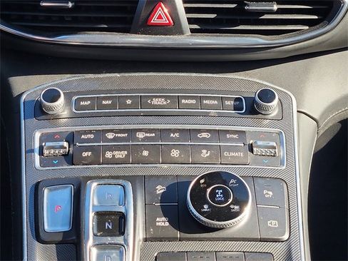 Certified 2023 Hyundai Santa Fe SEL Premium image 17