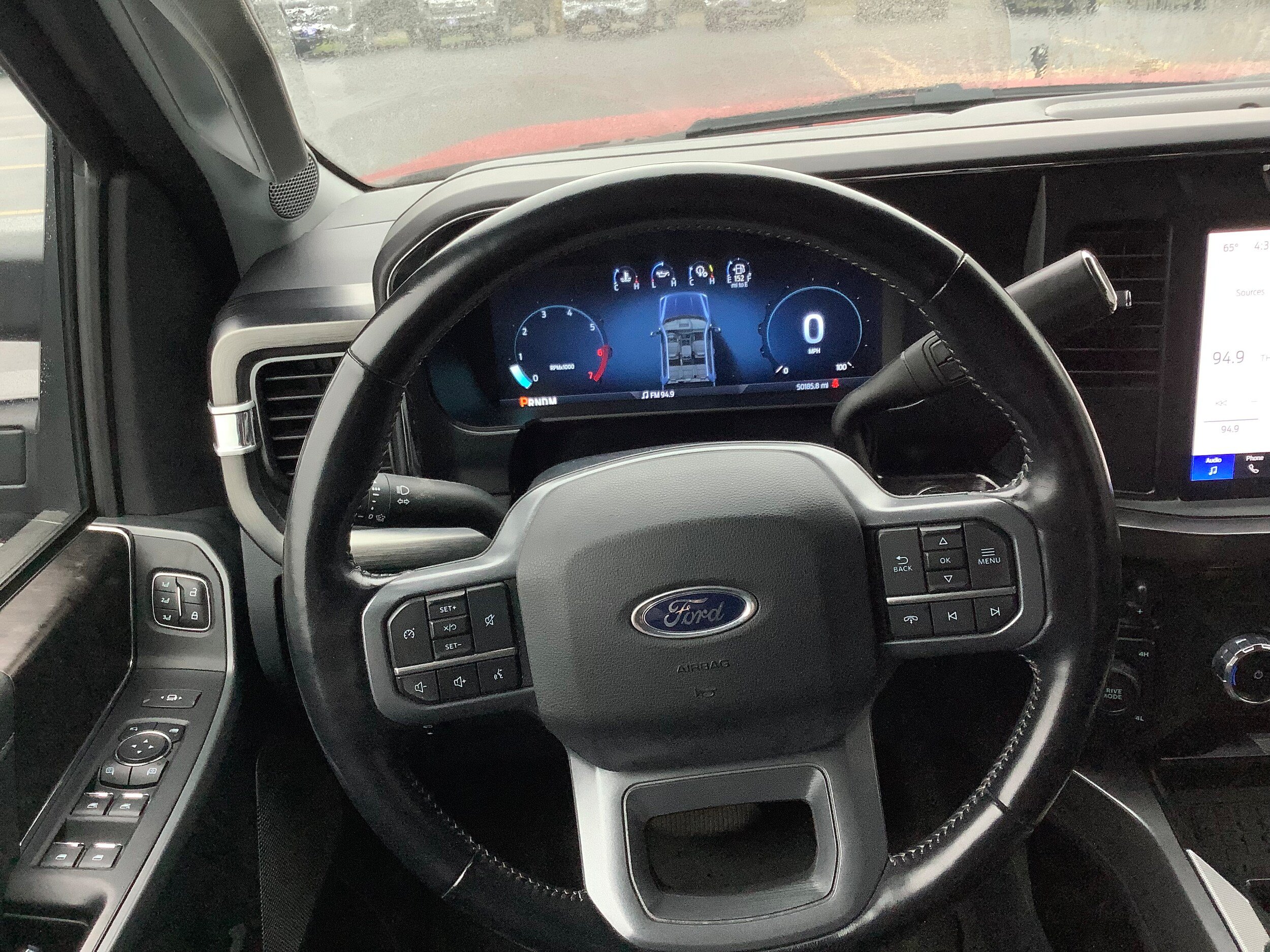 Used 2023 Ford F250 Lariat w/ Sport Appearance Package AWD/4WD image 7