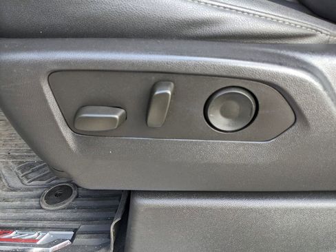 Used 2024 Chevrolet Silverado 2500 LTZ w/ LTZ Plus Package image 57