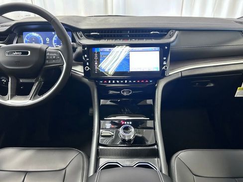 New 2026 Jeep Grand Cherokee L Limited AWD/4WD image 13