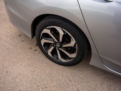 Used 2016 Honda Accord EX-L image 10