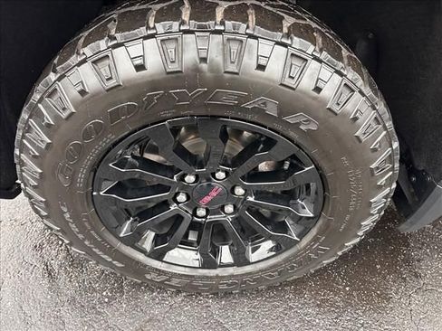 Certified 2023 GMC Sierra 1500 AT4X image 34