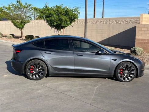 Used 2023 Tesla Model 3 Performance image 2