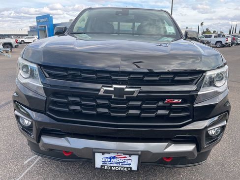Certified 2022 Chevrolet Colorado Z71 w/ Z71 Midnight Edition AWD/4WD image 7