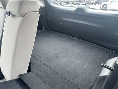 Used 2023 Subaru Forester Base image 24