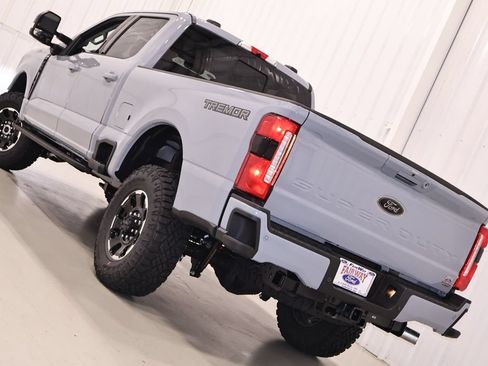 New 2026 Ford F250 Lariat w/ Tremor Off-Road Package AWD/4WD image 40