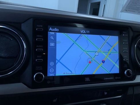 Certified 2022 Toyota Tacoma Limited image 22