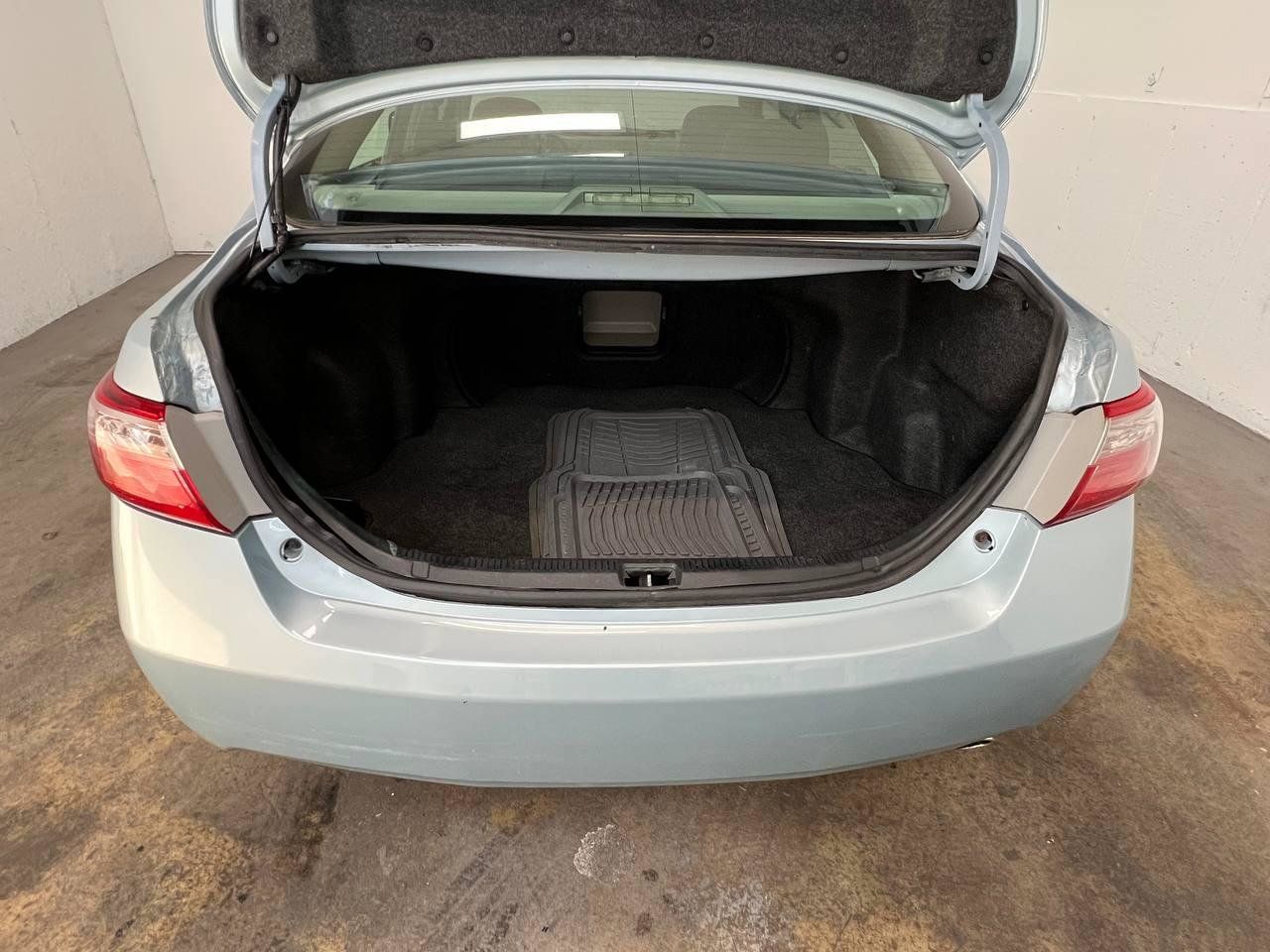 Used 2007 Toyota Camry XLE w/ Leather Pkg FWD image 31