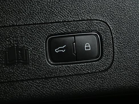 Used 2023 Lincoln Aviator Reserve w/ Elements Package Plus image 31