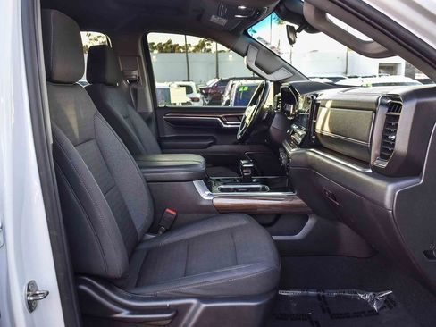 Used 2024 Chevrolet Silverado 1500 LT Trail Boss w/ Protection Package image 16