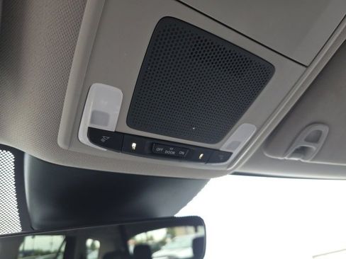 Used 2024 Honda Pilot EX-L image 30