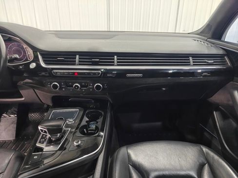 Used 2019 Audi Q7 3.0T Premium Plus w/ Premium Plus Package AWD/4WD image 36