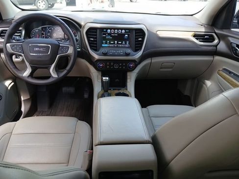 Used 2018 GMC Acadia Denali w/ Technology Package AWD/4WD image 12