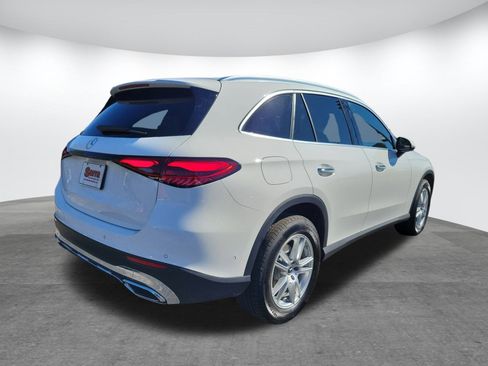 Used 2025 Mercedes-Benz GLC 300 image 26