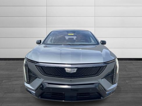 Used 2025 Cadillac Optiq Sport 2 AWD/4WD image 8