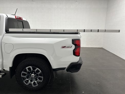 Used 2024 Chevrolet Colorado Z71 w/ Z71 Convenience Package 2 image 6