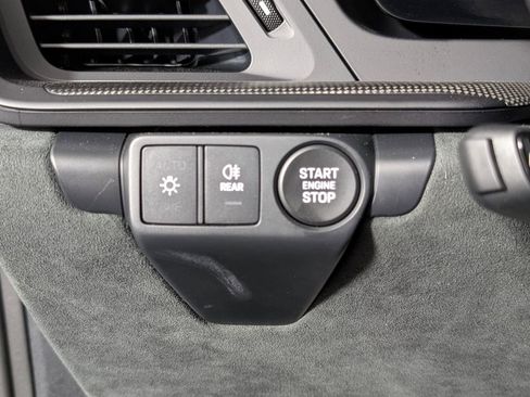 Certified 2025 Porsche 911 Carrera GTS image 33