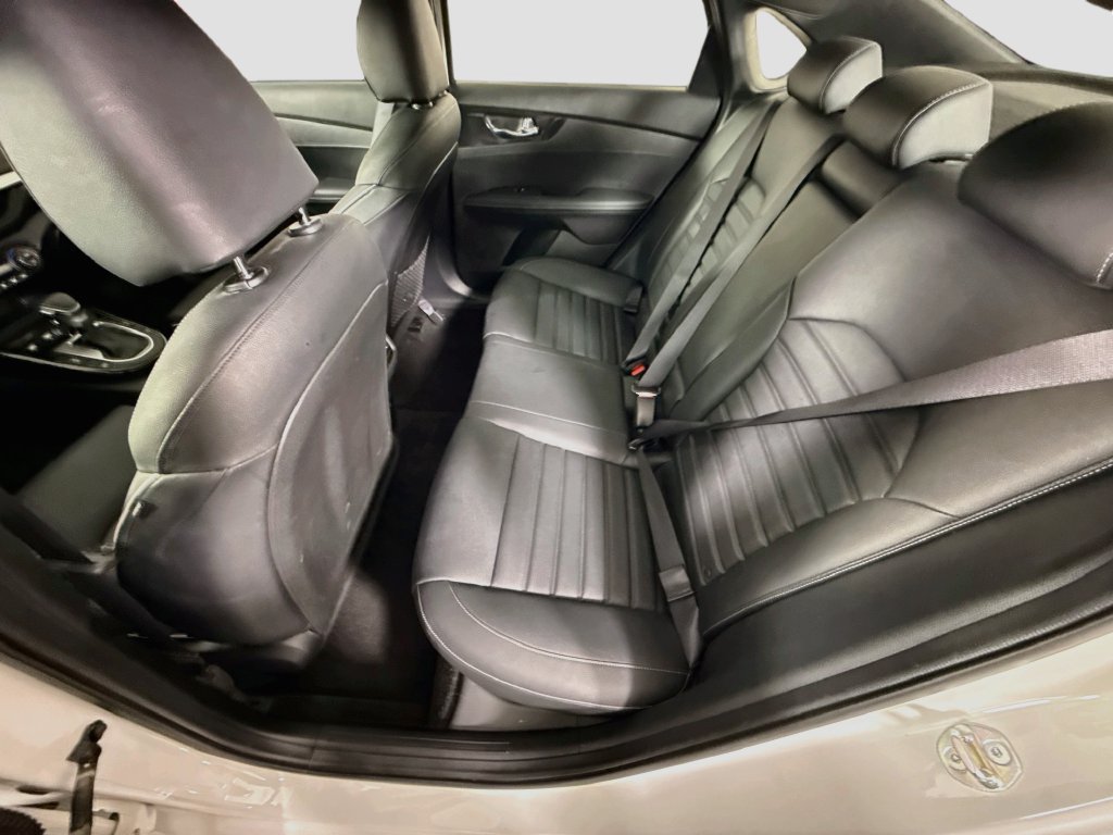 Used 2024 Kia Forte GT-Line w/ GT-Line Premium Package FWD image 29