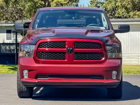 Used 2019 RAM 1500 Express w/ Wheel & Sound Group AWD/4WD image 10