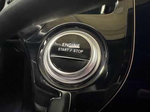 Used 2025 Mercedes-Benz E 53 AMG e 4MATIC Sedan image 17