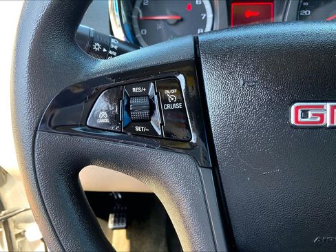 Used 2017 GMC Terrain SLE FWD image 24