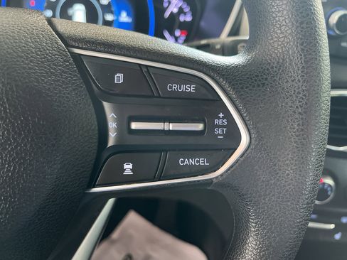 Used 2019 Hyundai Santa Fe SEL FWD image 19