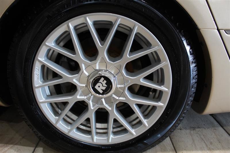 Used 2002 Lexus LS 430 RWD image 12