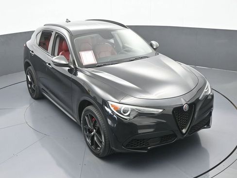 Used 2019 Alfa Romeo Stelvio w/ Nero Edizione image 54