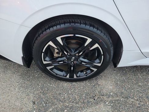 Used 2021 Kia K5 GT-Line w/ GT-Line FWD Premium Package image 7