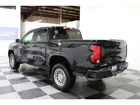 Used 2023 Chevrolet Colorado W/T image 6