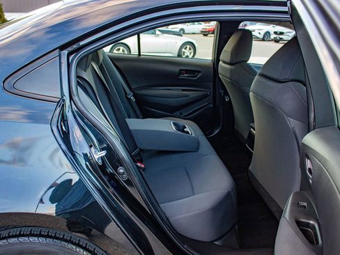 Used 2022 Toyota Corolla LE w/ Carpet Mat Package (TMS) image 16