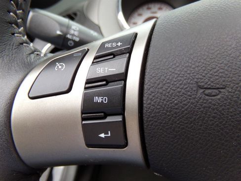 Used 2007 Pontiac Solstice Convertible w/ Premium Package RWD image 48