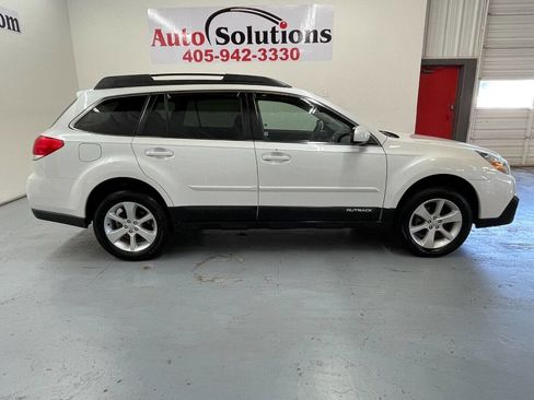 Used 2013 Subaru Outback 2.5i Premium w/ All-Weather Pkg image 8